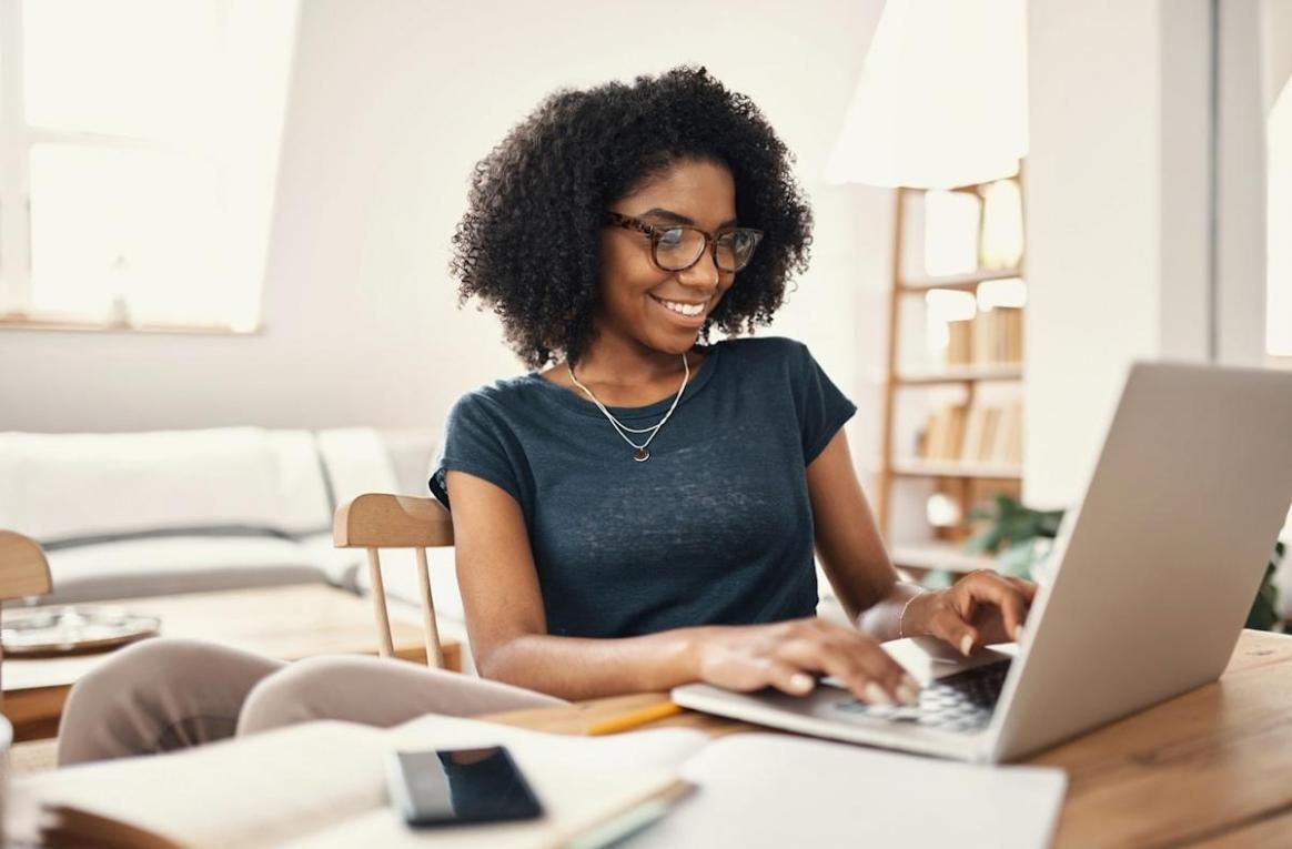 ¿Por qué una empresa puede tener beneficios y quedarse sin dinero para pagar?